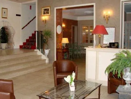 Francois 1er Hotel